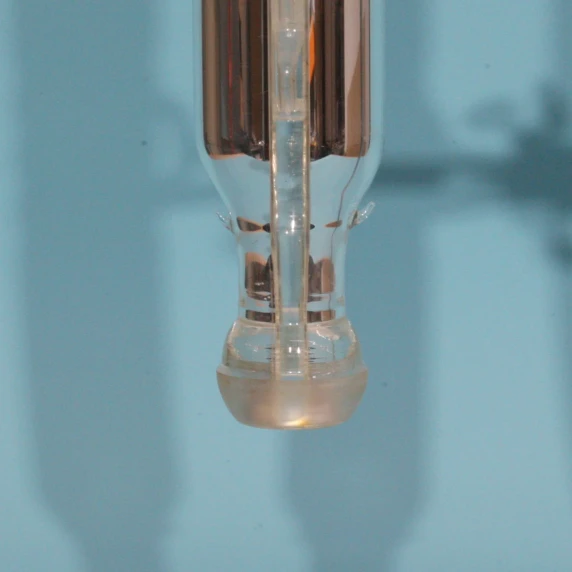 50/30 top and bottom ball joints on Lab Glass Oldershaw distillation column