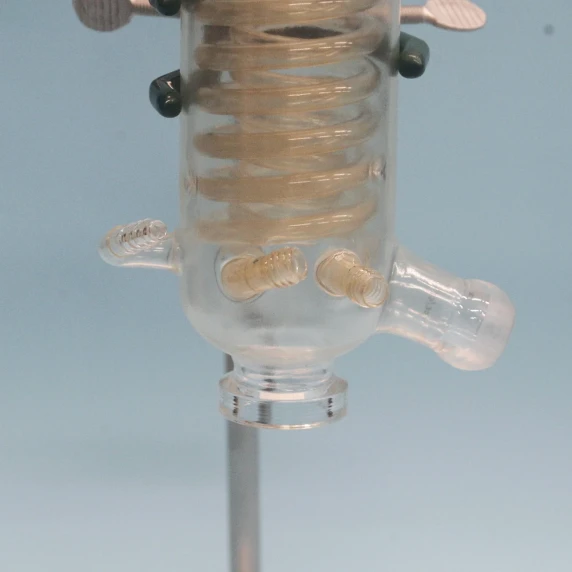 Chemglass CG-1326-10 condenser with GL-14 removable cooling hose connections