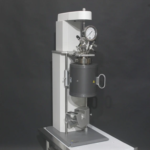 Parr 4524 digital RPM display for monitoring laboratory reactor stirring speed