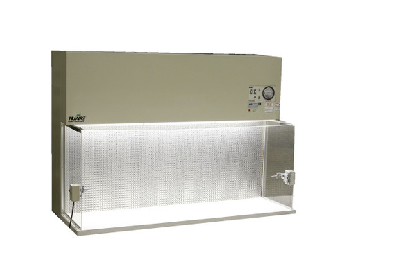 Nuaire Nu 201 630 6 FT Horizontal Airflow Workstation
