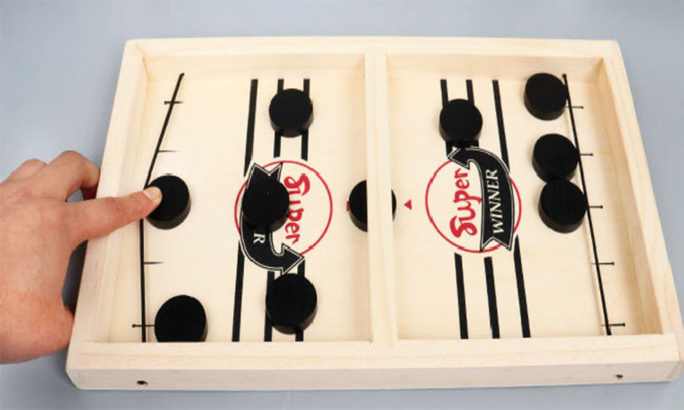 Fast Sling Puck Game Paced, Tin Fence Table Desktop Battle