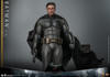 Hot Toys (MMS732) 1/6 Scale Batman v Superman: Dawn of Justice - Batman Figure (Deluxe Version)
