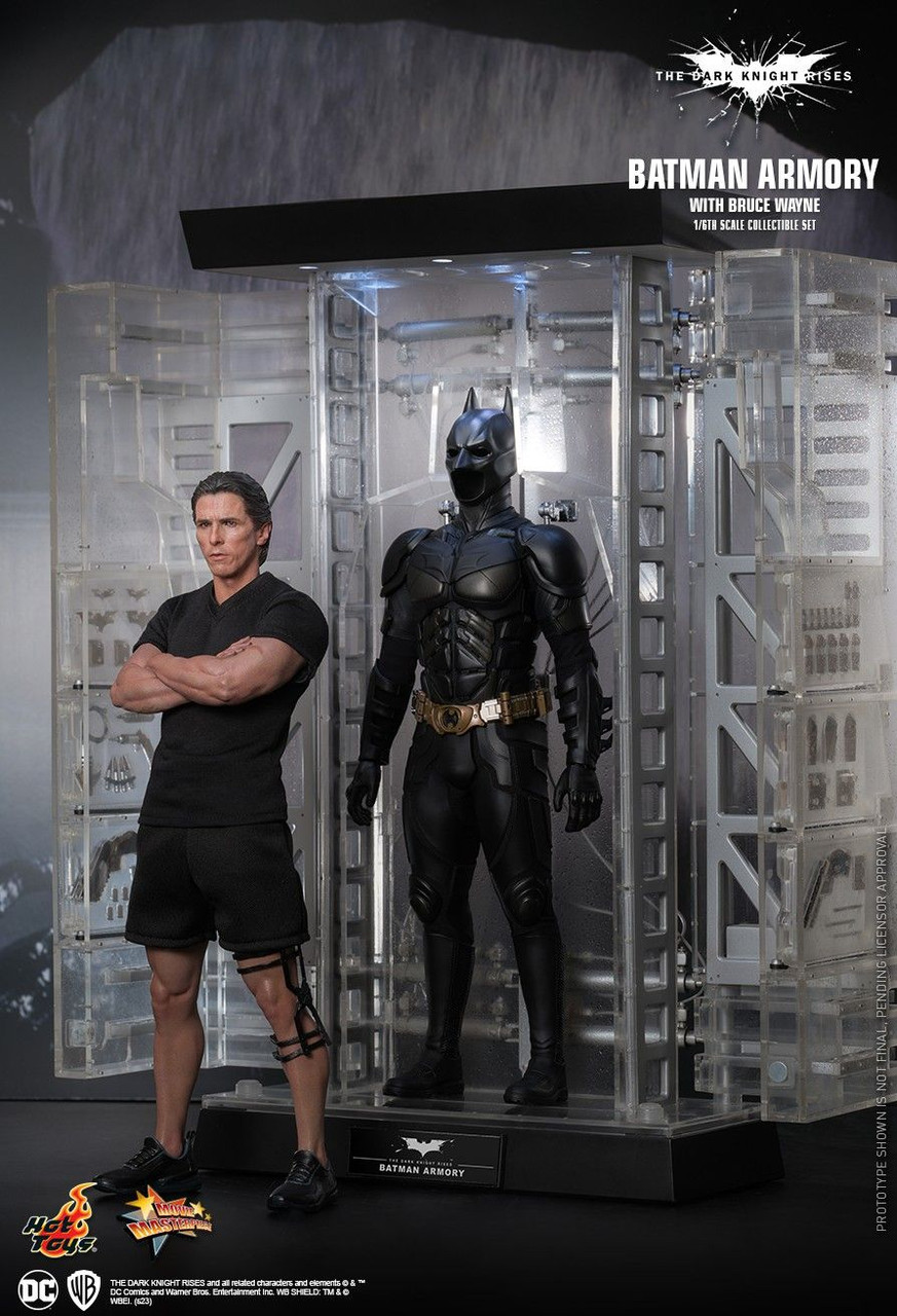 ホットトイズ　MMS702 バットマンアーマリー ブルース・ウェイン 1/6 Hot Toys (MMS702) 1/6 Scale The Dark Knight Rises Batman Armory