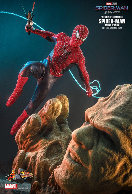 Hot Toys (MMS662) 1/6 Scale Spider-Man: No Way Home Friendly Neighborhood - Spider-Man Figure (Deluxe Version) Hot Toys (MMS662) 1/6 Scale Spider-Man: No Way Home Friendly Neighborhood - Spider-Man Figure (Deluxe Version)