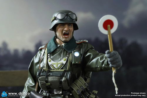 DID (D80168) 1/6 Scale WWII German Fallschirmjager Axel Figure