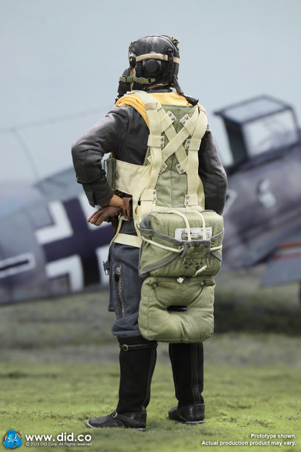DID (D80165) 1/6 Scale WWII German Luftwaffe Ace Pilot – Adolf Galland Figure DID (D80165) 1/6 Scale WWII German Luftwaffe Ace Pilot – Adolf Galland Figure