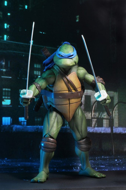 1/4 Scale Teenage Mutant Ninja Turtles (1990 Movie) Leonardo Figure by NECA