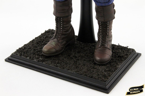 Display Stand Featuring Wet Mud Effect for 1/6 Scale Figures Display Stand Featuring Wet Mud Effect for 1/6 Scale Figures