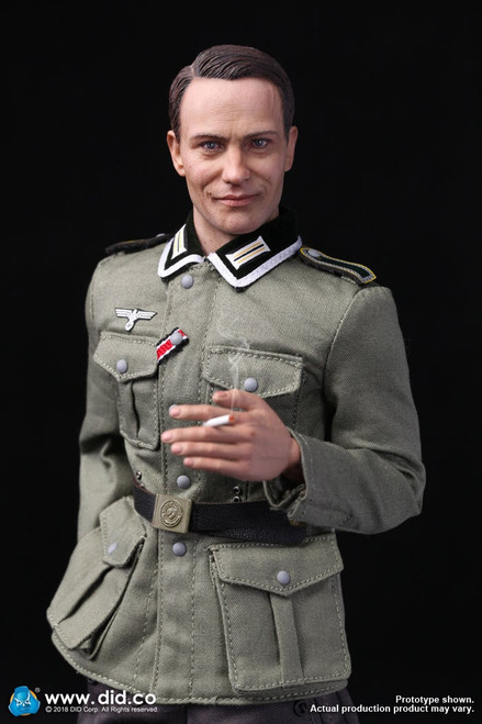 1/6 Scale WWII German Communication 3 WH Radio Operator - Gerd Figure by DID