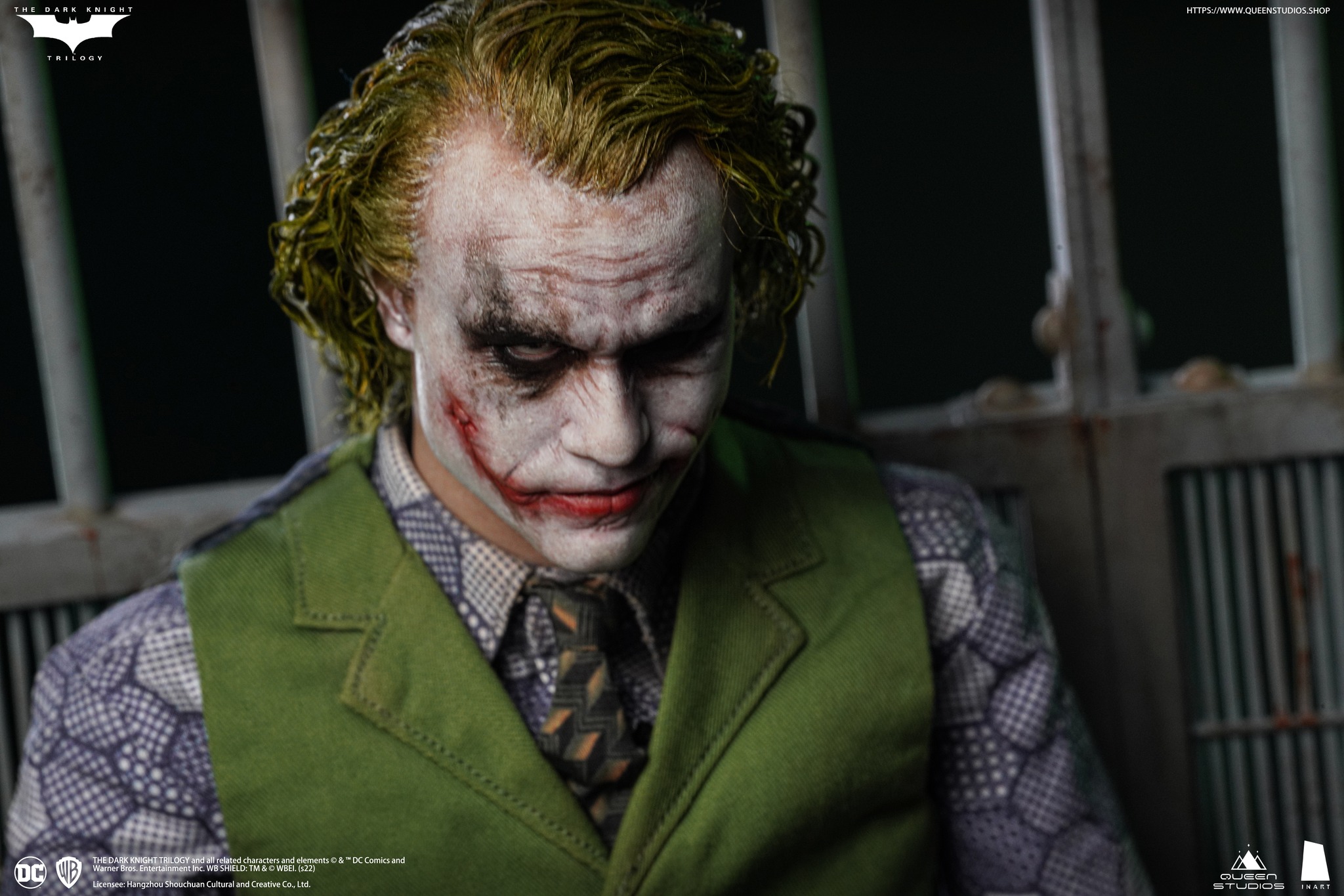 Queen Studios The Dark Knight - Joker 1/6th Scale