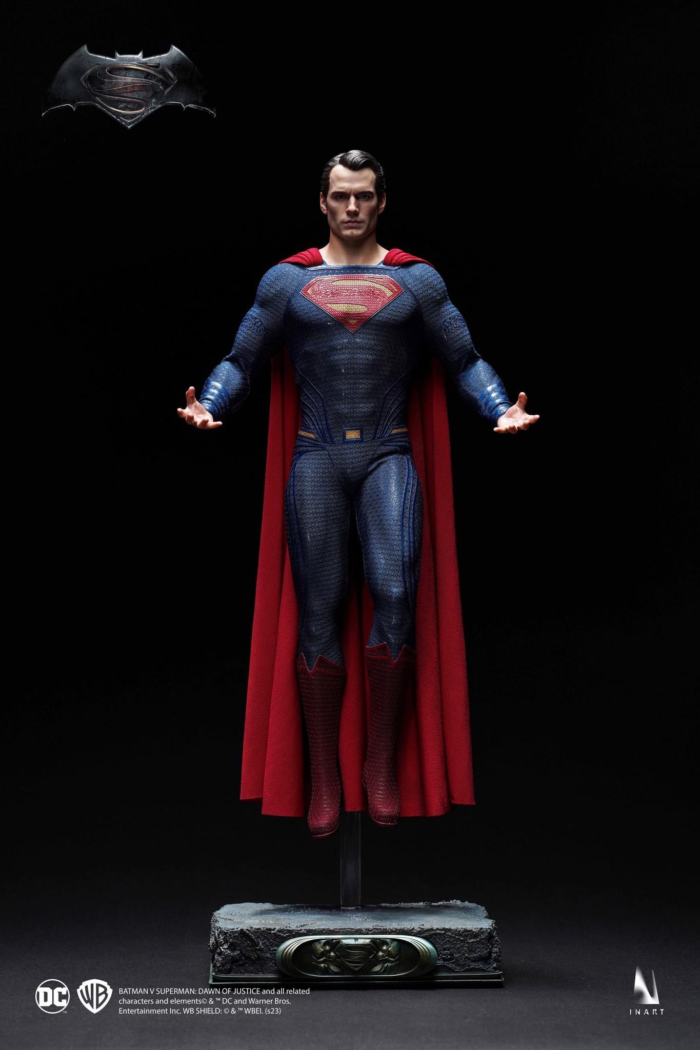 Inart 1/6 Superman Figurine - Batman v Superman - Figurine