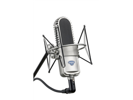 Samson  VR88  Ribbon Mic|Shock Mount|Cable and Case