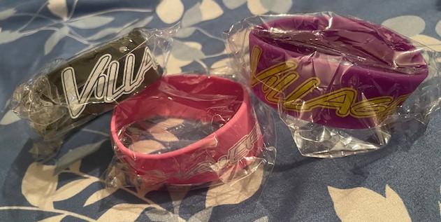 VILLAGE IN MAIER NEW WRISTBAND 2026 ASSORTED COLORS - Idol Underworld
