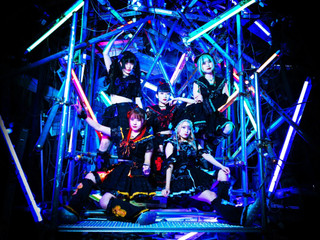 Idol 8