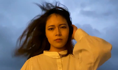 Okinawa Electric Girl Saya Chan - NOVEMBER Gekkan sōkan (monthly goods set)!