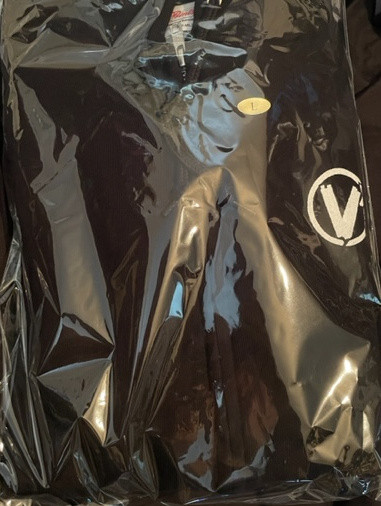 VILLAGE IN MAIER - BLACK HOODIE WITH LOGO - XL