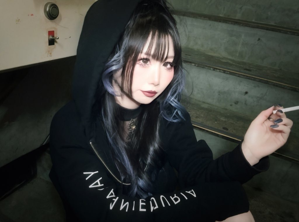 Idol 8