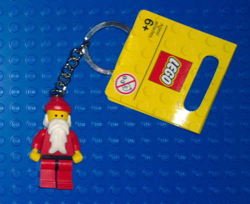850150 LEGO® Key Chain Santa Claus 