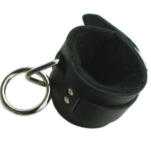LEATHER RESTRAINTS WITH FLEECE LINING