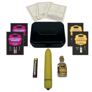 COCONUT PINEAPPLE WEEKENDER KIT WITH VIBRATOR