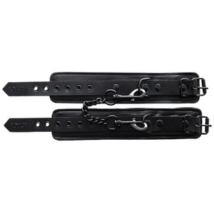 ROUGE LEATHER ANKLE CUFFS IN BLACK WITH BLACK ACCESSORIES