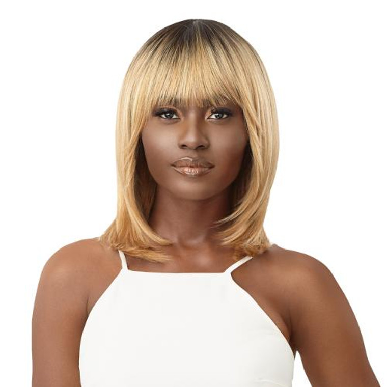 Outre Wig Pop "Regina" #Dr Hazelnut Blonde 