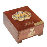 Diamond Crown Maximus Pyramid #3 Cigars 20Ct. Box