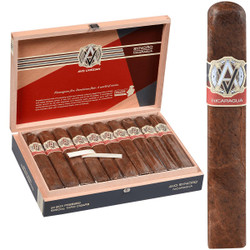 AVO Cigars Syncro Nicaragua Special Toro 20 Ct. Box, image of a wooden cigar box filled with cigars with a detailed label on the cigars and an open box displaying the cigars inside.