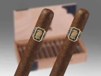 Undercrown Cigars Gordito 25 Ct. Box 6.00X60, two cigars with band and a wooden cigar box in the background.