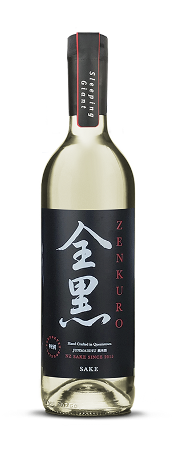 Zenkuro Sleeping Giant Tokubetsu Junmai Sake (750mls)