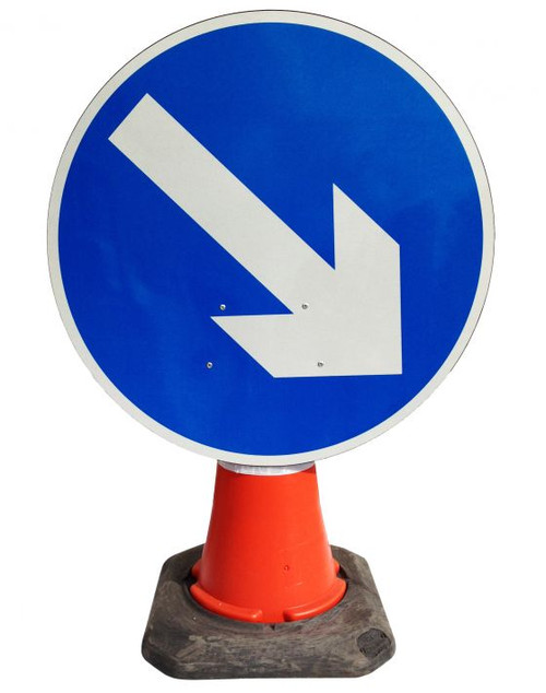 600Mm Blue Directional Arrow Right Cone Sign