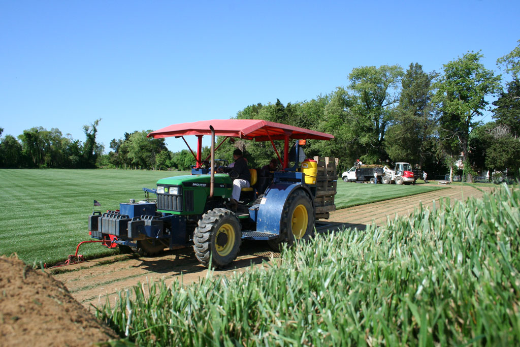 Green-Up Lawn Fertilizer - Central Sod Farms of Maryland, Inc