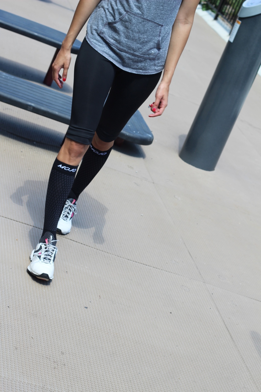 A603 - Mojo Compression Socks for Performance & Recovery -Firm Compression  (20-30mmHg)(A603)