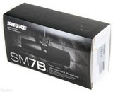 Shure SM7B Broadcast Dynamic Vocal Microphone