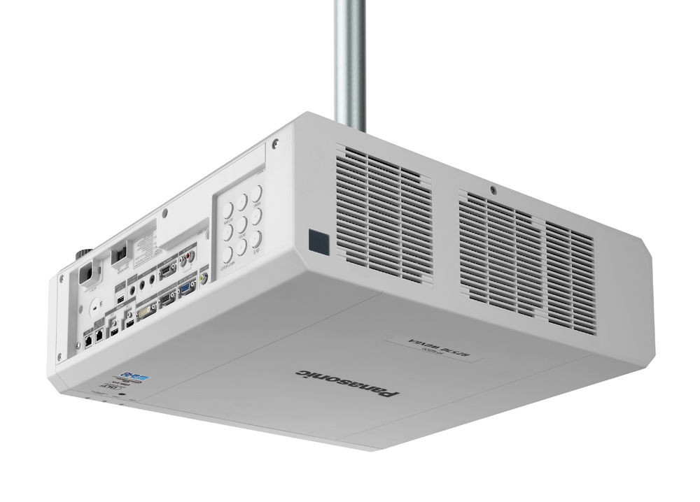 Panasonic PT-RZ570WA WUXGA 5200