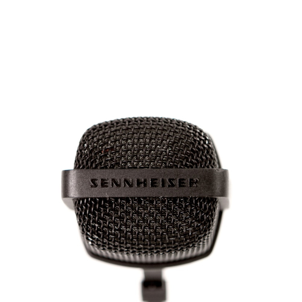 Sennheiser MD421 II Dynamic Microphone - Music On Stage
