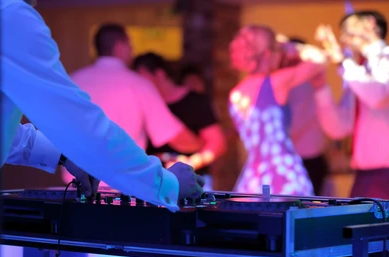 djs.png