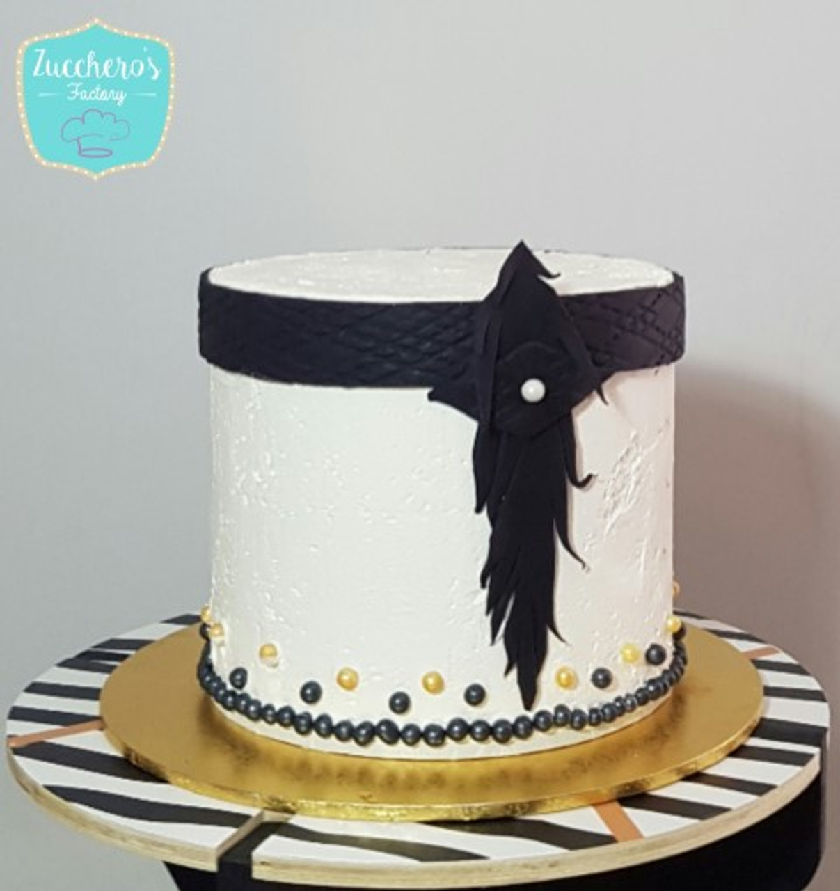 GREAT GATSBY/FLAPPER CAKE TUTORIAL || Janie's Sweets - YouTube