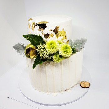Two tiered Wedding Cake 
