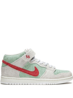 Nike SB Dunk Mid White Widow