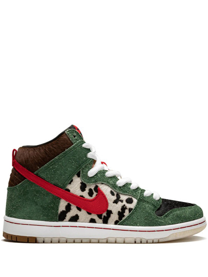 Nike SB Dunk High Dog Walker