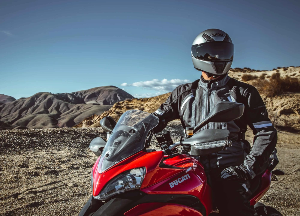 Buyer's Guide: Choosing Between Motorcycle Helmet Styles