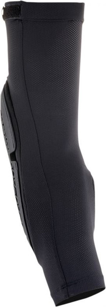 Black/Red Rear Detail