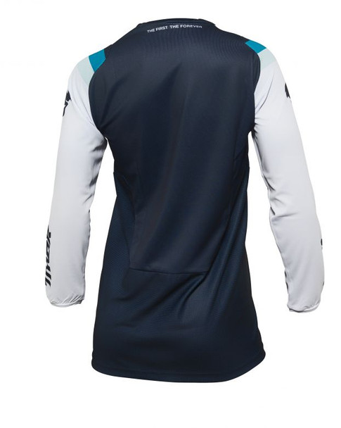 Midnight/White Rear Detail