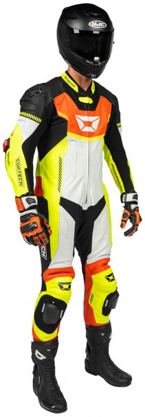 Hi-Viz/Red Side Detail