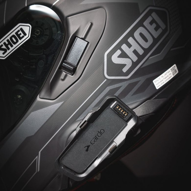 Shown with Cardo base installed