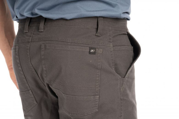 Asphalt Pocket Detail