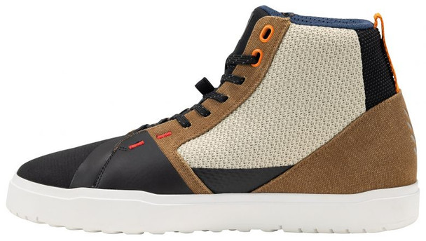 Castain/Bronze Left Side Detail