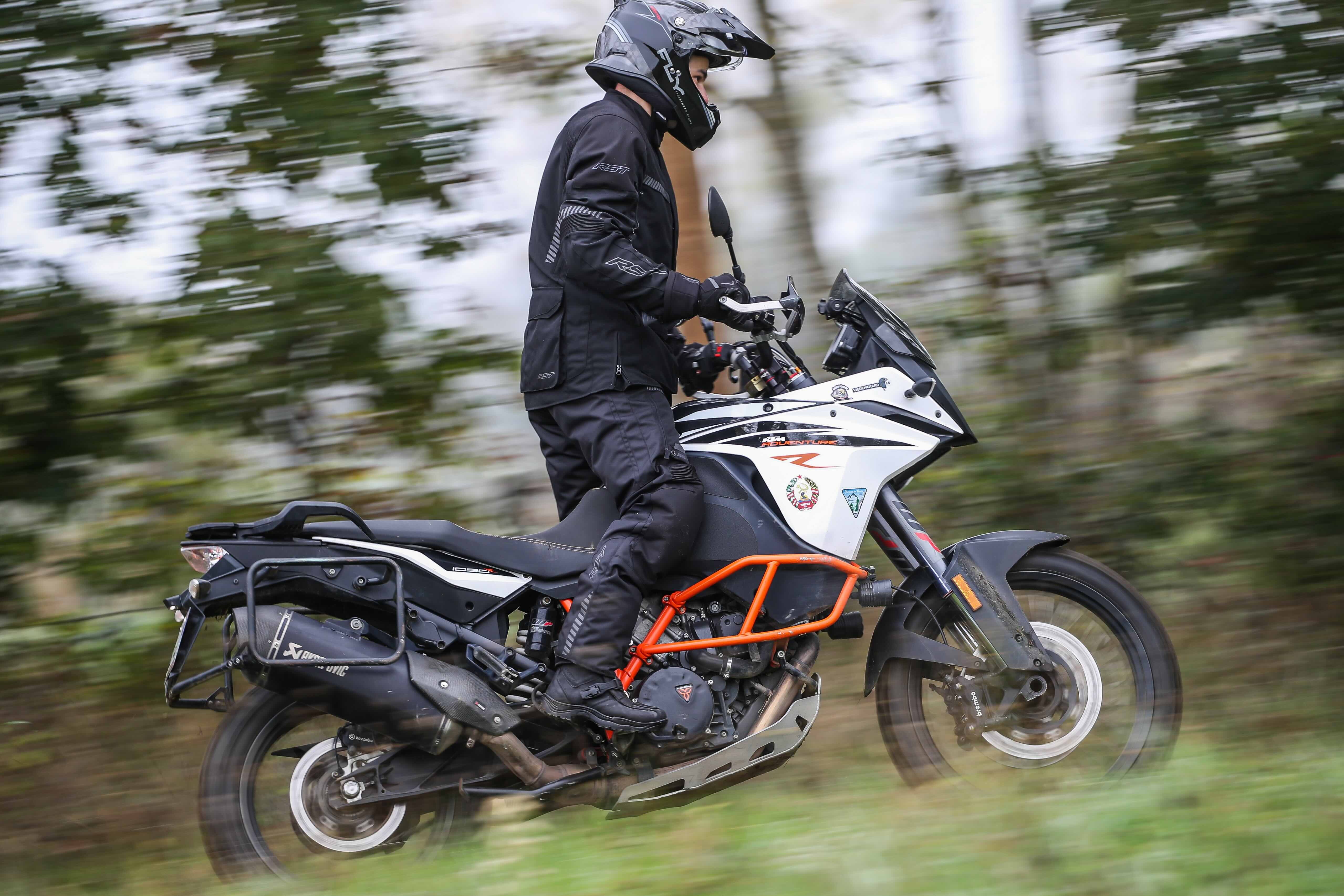 その他 Motorcycle Adventure (Ocrd) 2024 Kawasaki Ninja® ZX™-6R 40th Anniversary Edition ABS