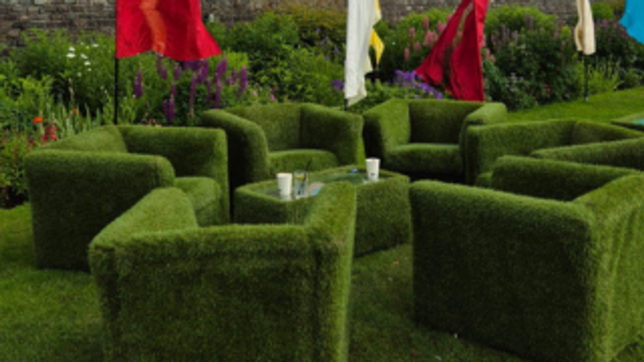 Outdoor Lounge Setups That Work for Every Kind of Event